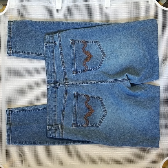 Embellished pockets jeans - Picture 3 of 7